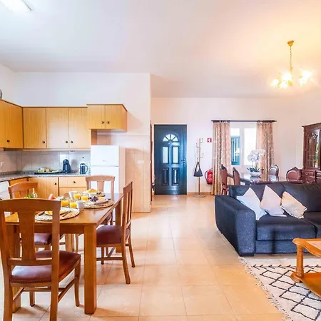 Tatil Evi Garden Santana (Madeira)